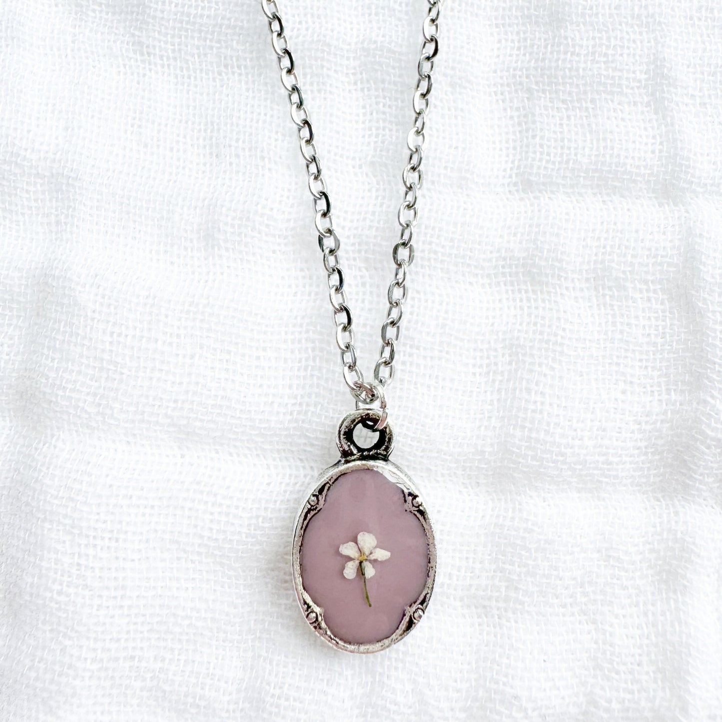 Anna Mini Ornate Pressed Flower Necklace | Silver
