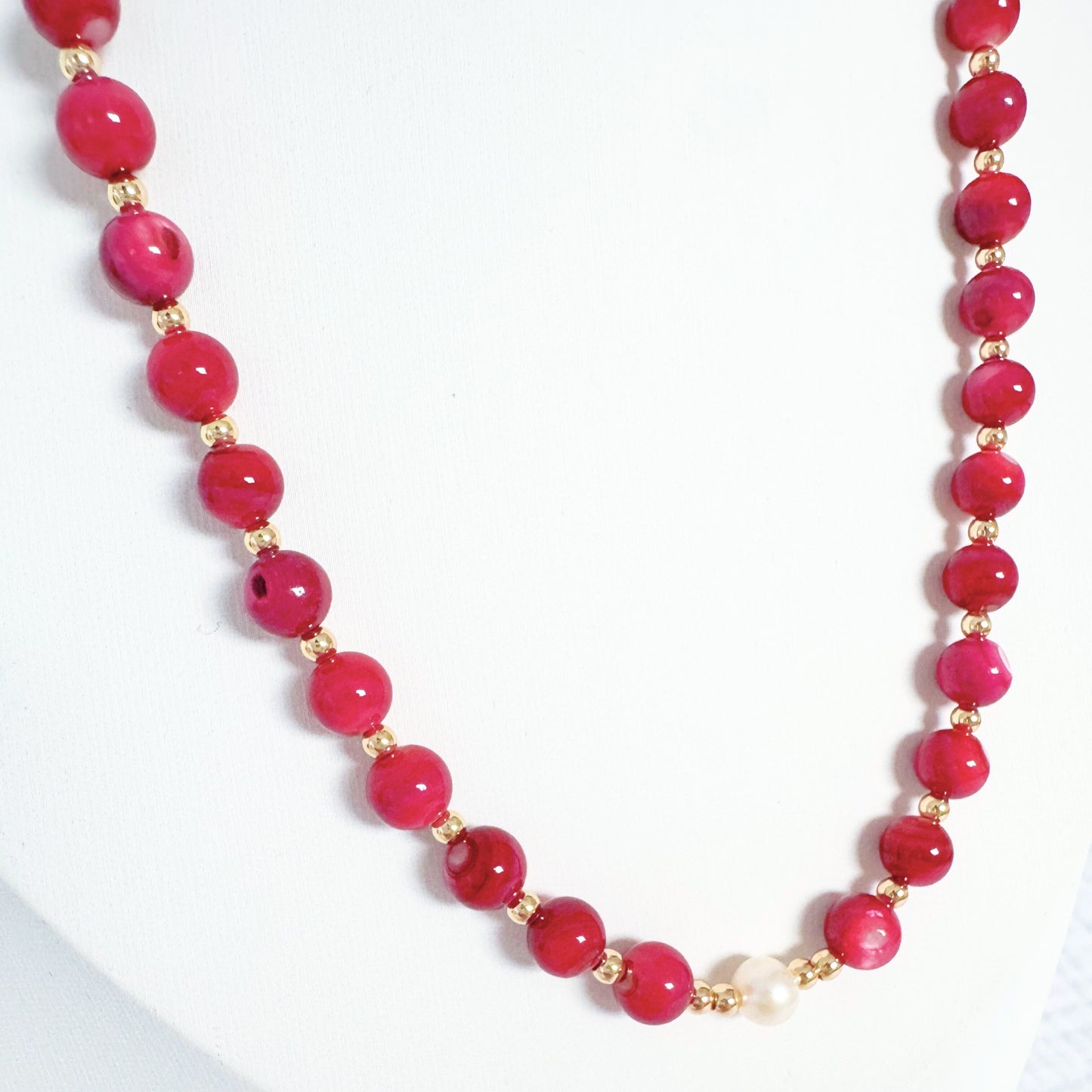 Pearl and Shell Beaded Necklace | Gold