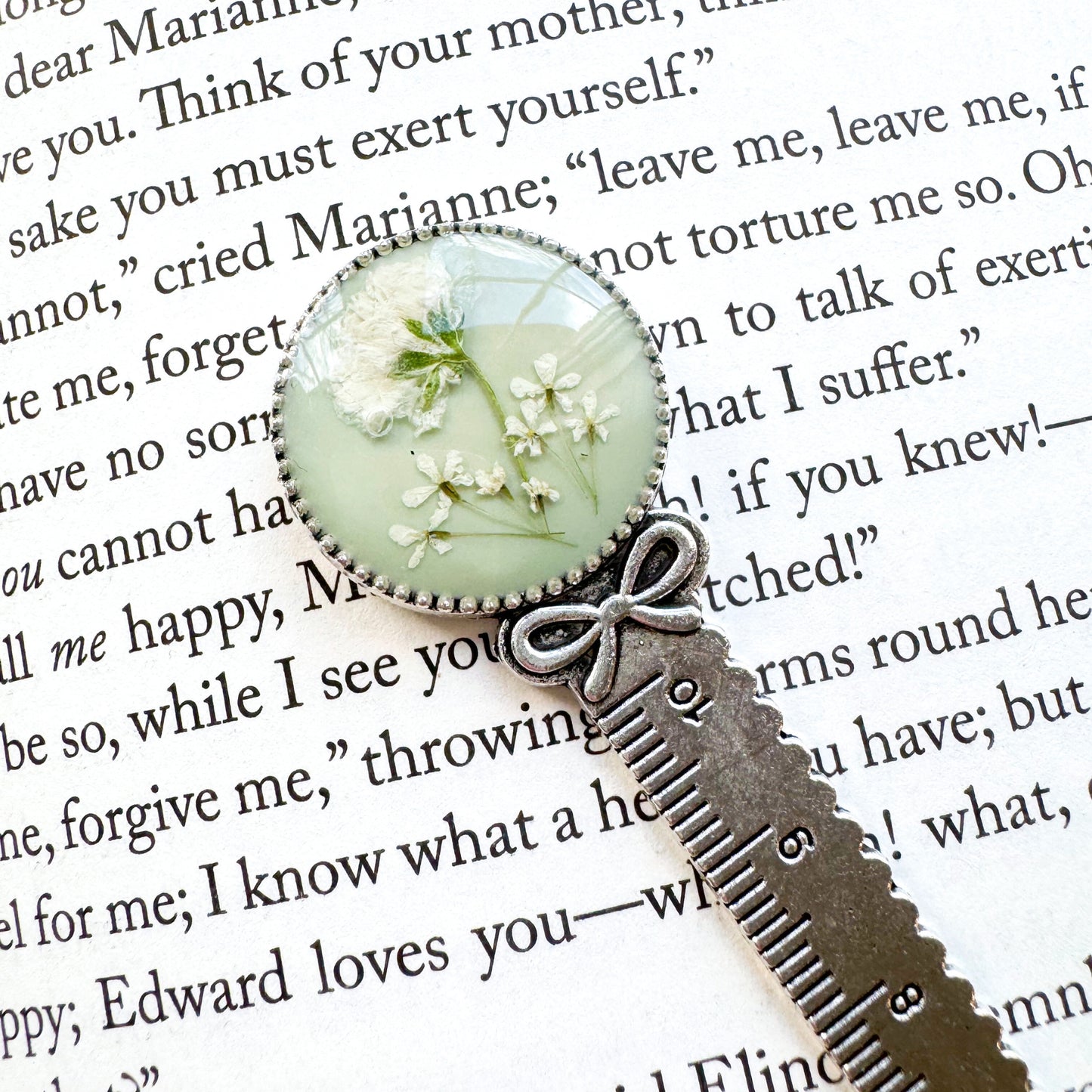 Beatrix Pressed Flower Bookmark | Silver