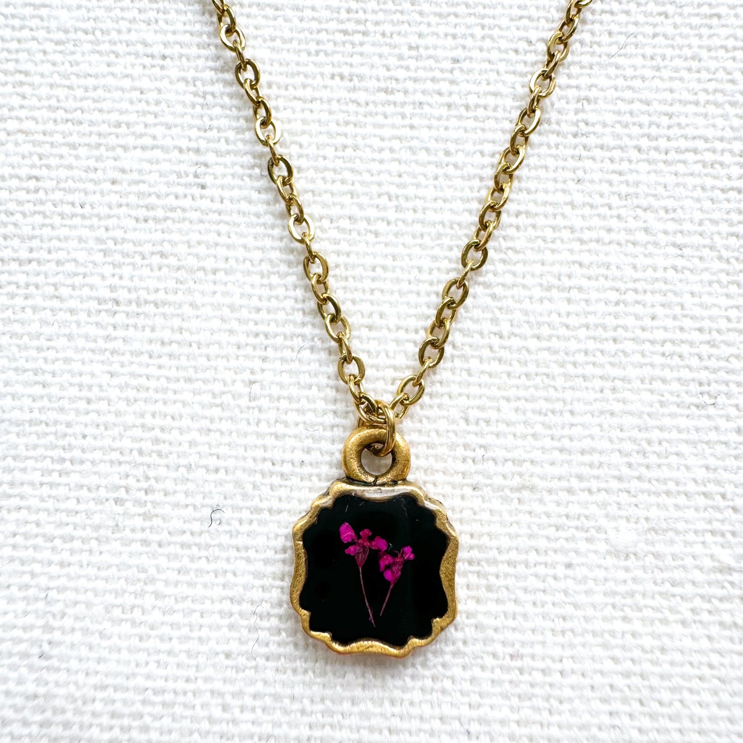 Bridgette Pressed Flower Necklace | Gold