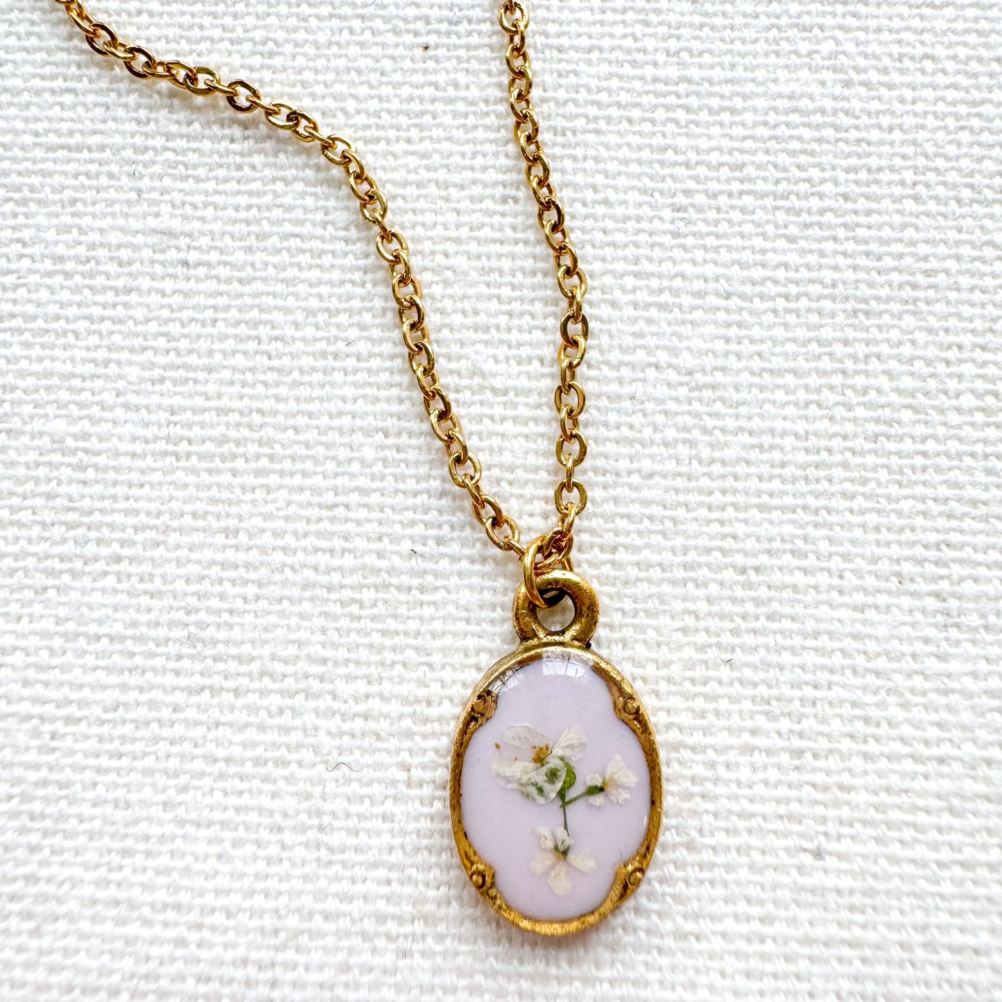Chelsea Pressed Flower Necklace | Gold