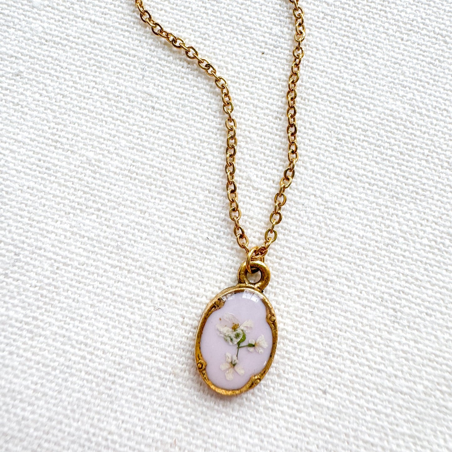 Chelsea Pressed Flower Necklace | Gold
