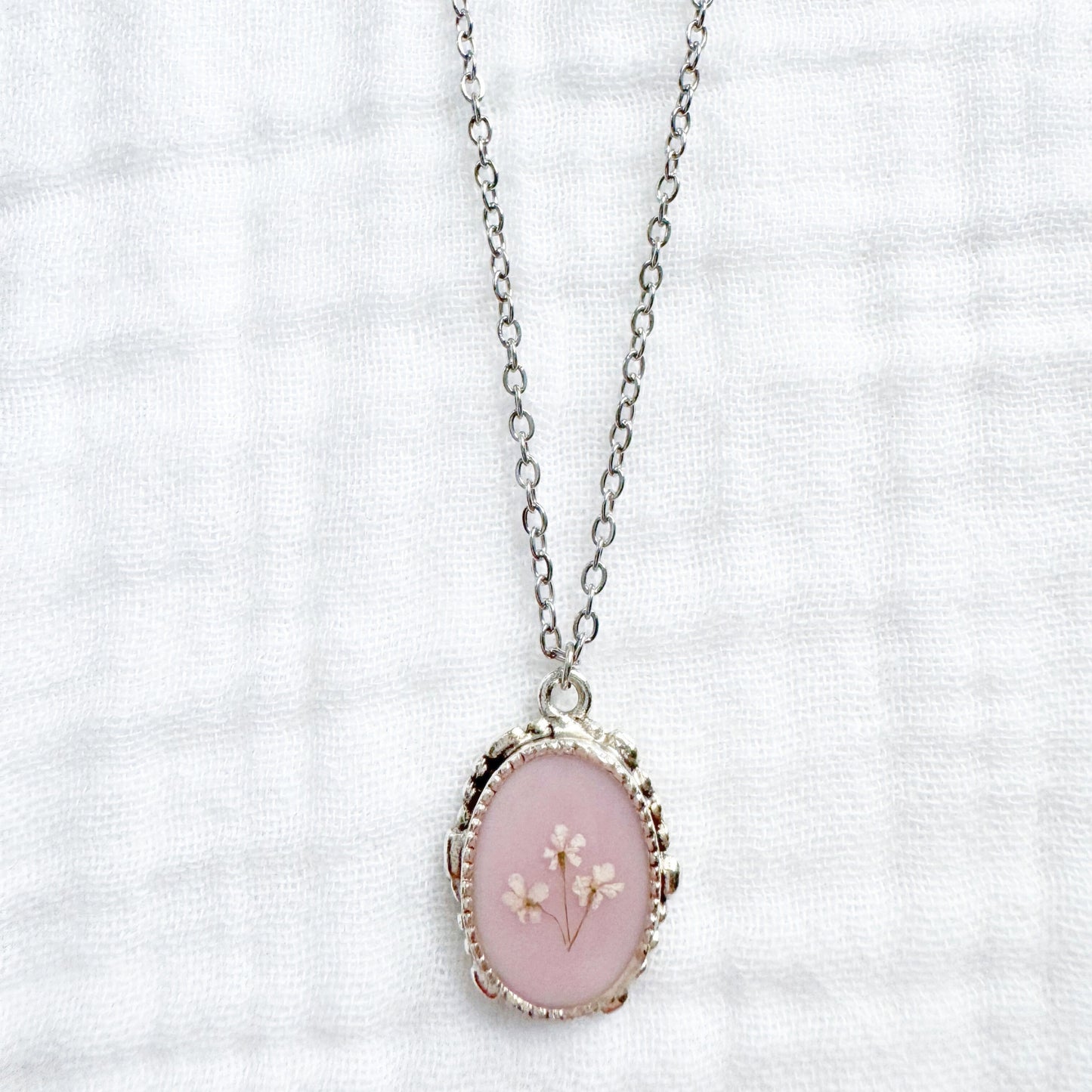 Christine Ornate Pressed Flower Necklace | Silver