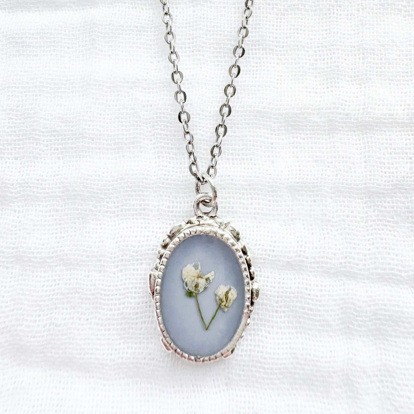 Colette Ornate Pressed Flower Necklace | Silver