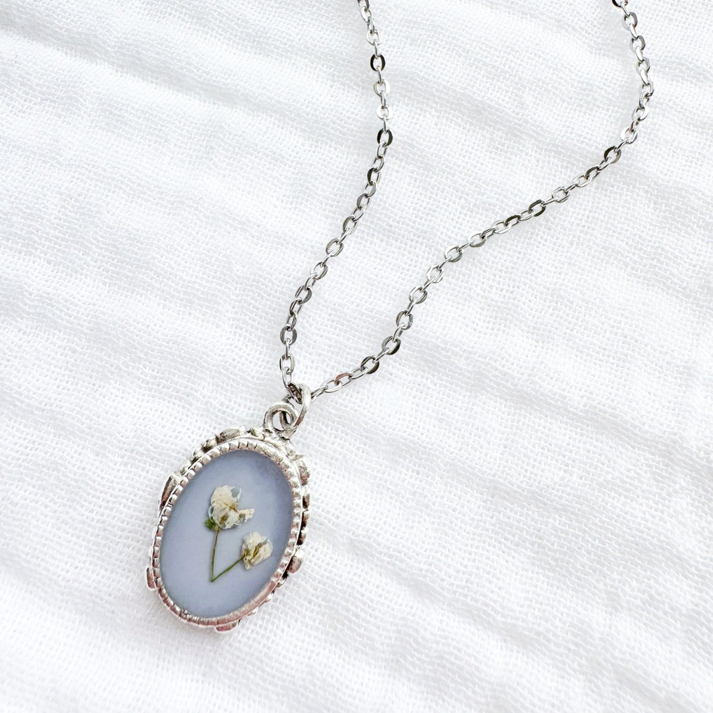 Colette Ornate Pressed Flower Necklace | Silver