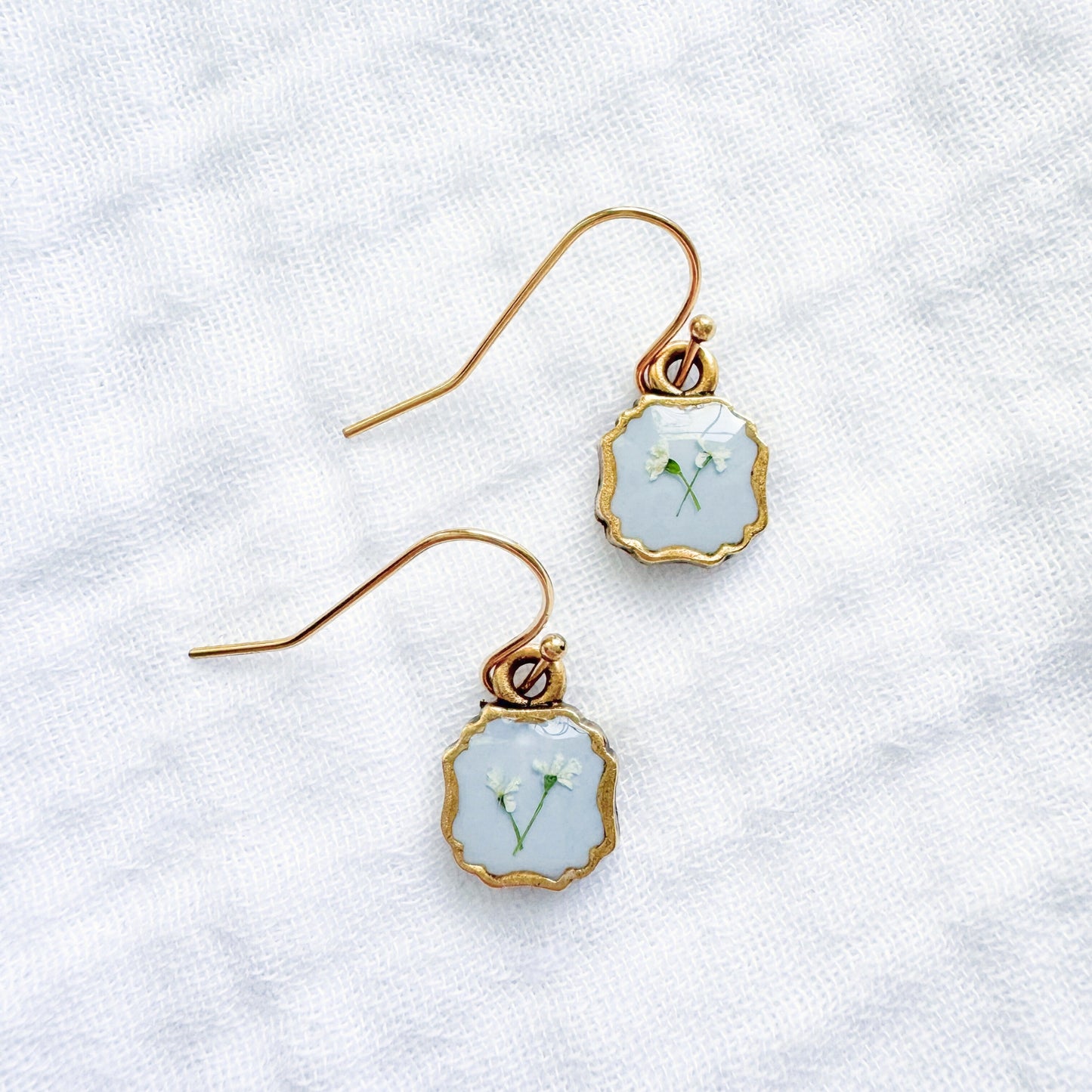 Dorothy Pressed Flower Drop Earrings | Gold