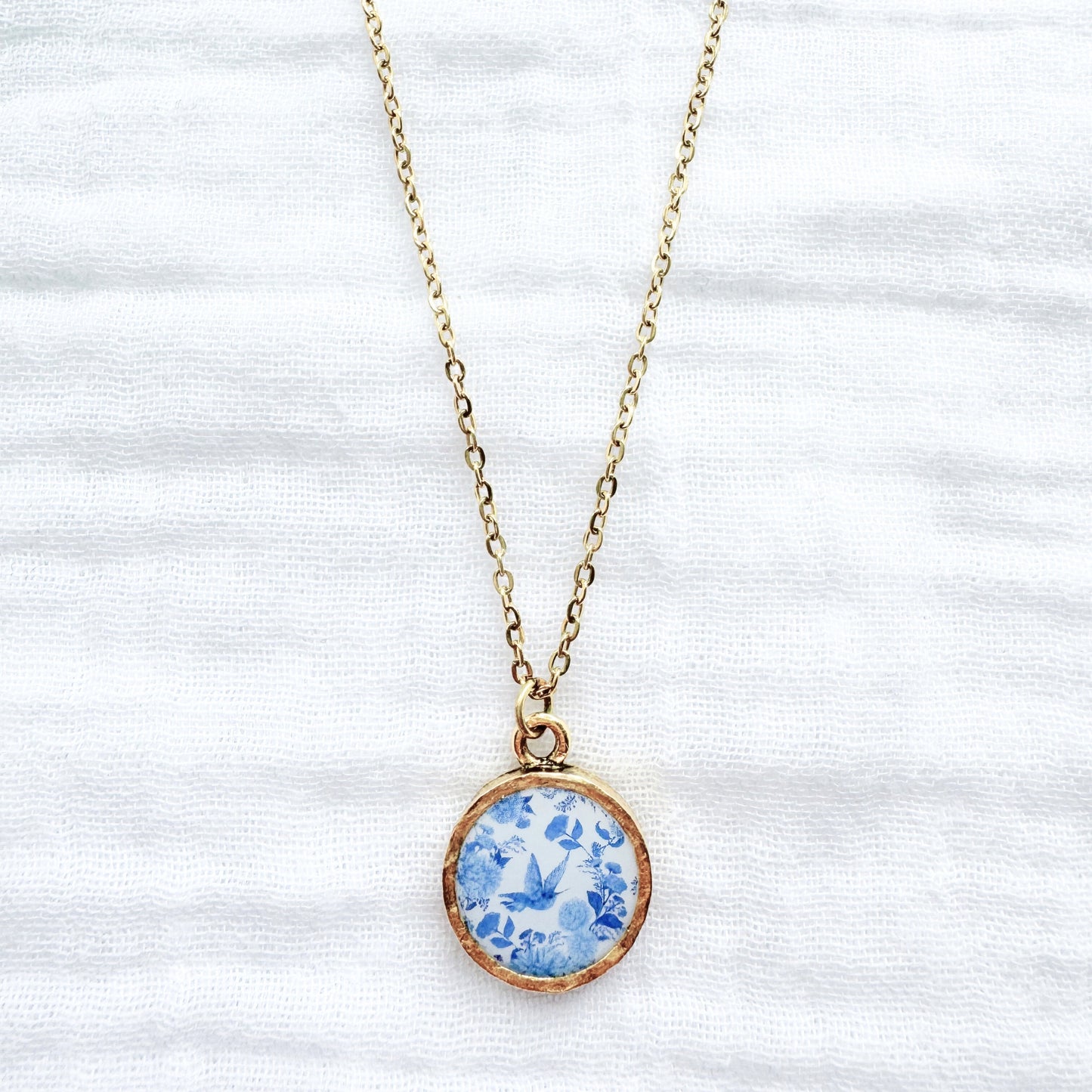 Toile d'oiseaux Coin Necklace | Gold