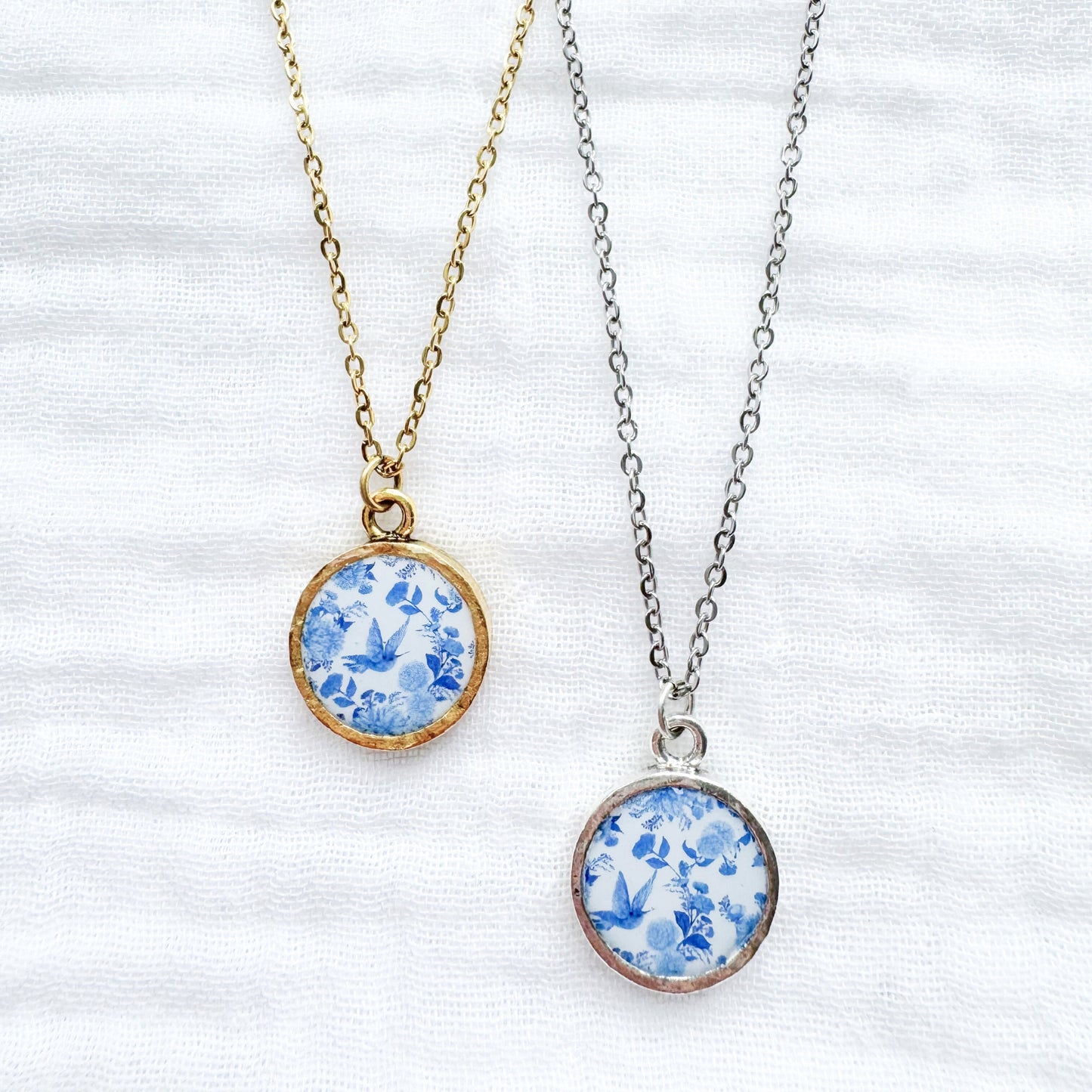Toile d'oiseaux Coin Necklace | Gold