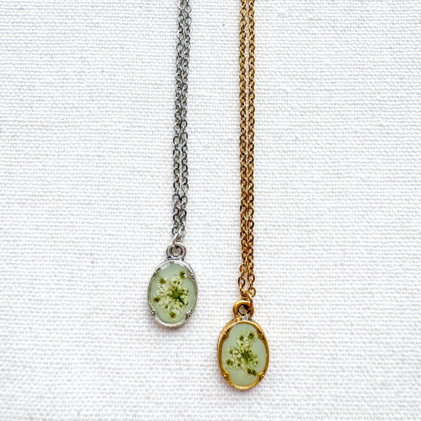 Heidi Pressed Flower Necklace | Gold