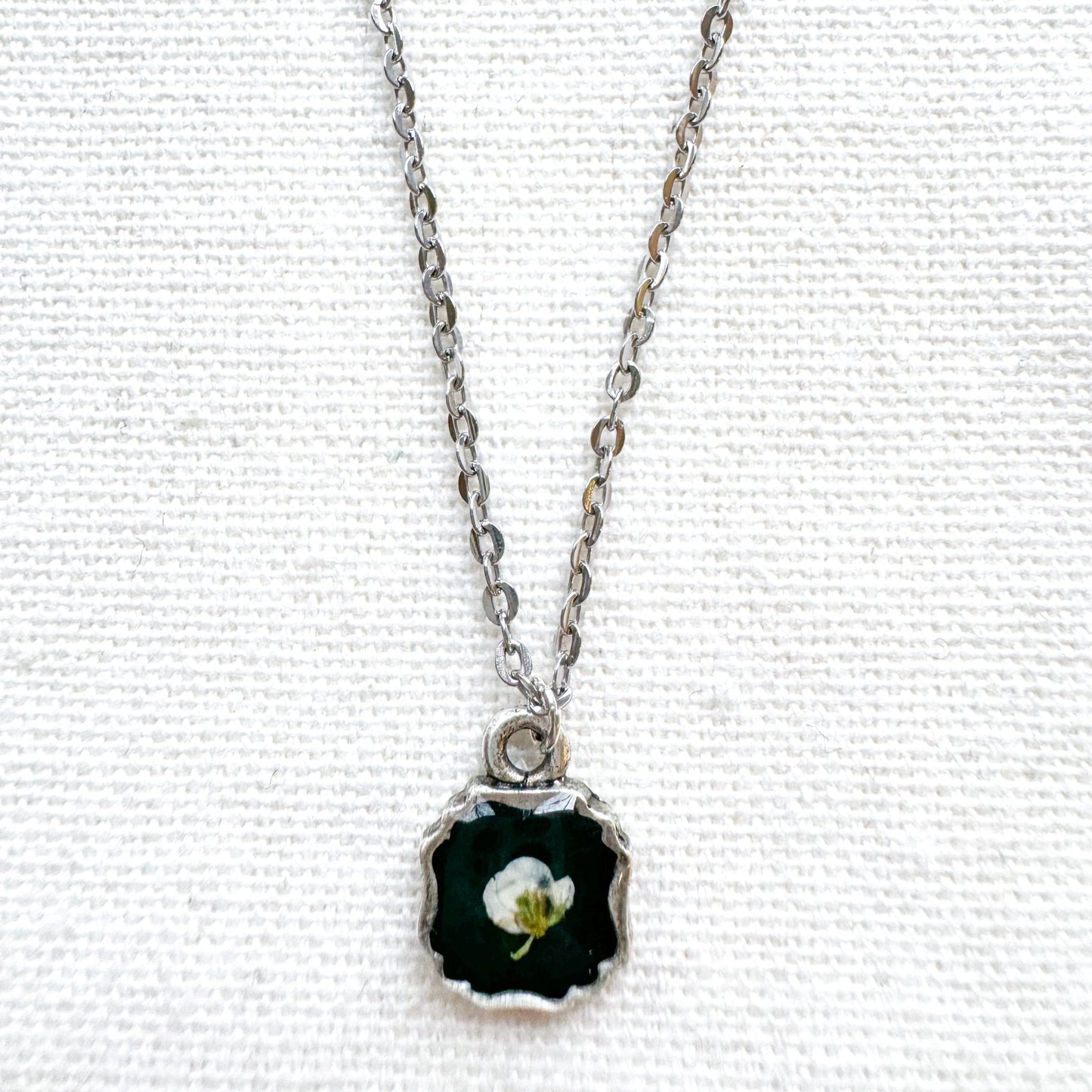 Ivy Pressed Flower Necklace | Silver