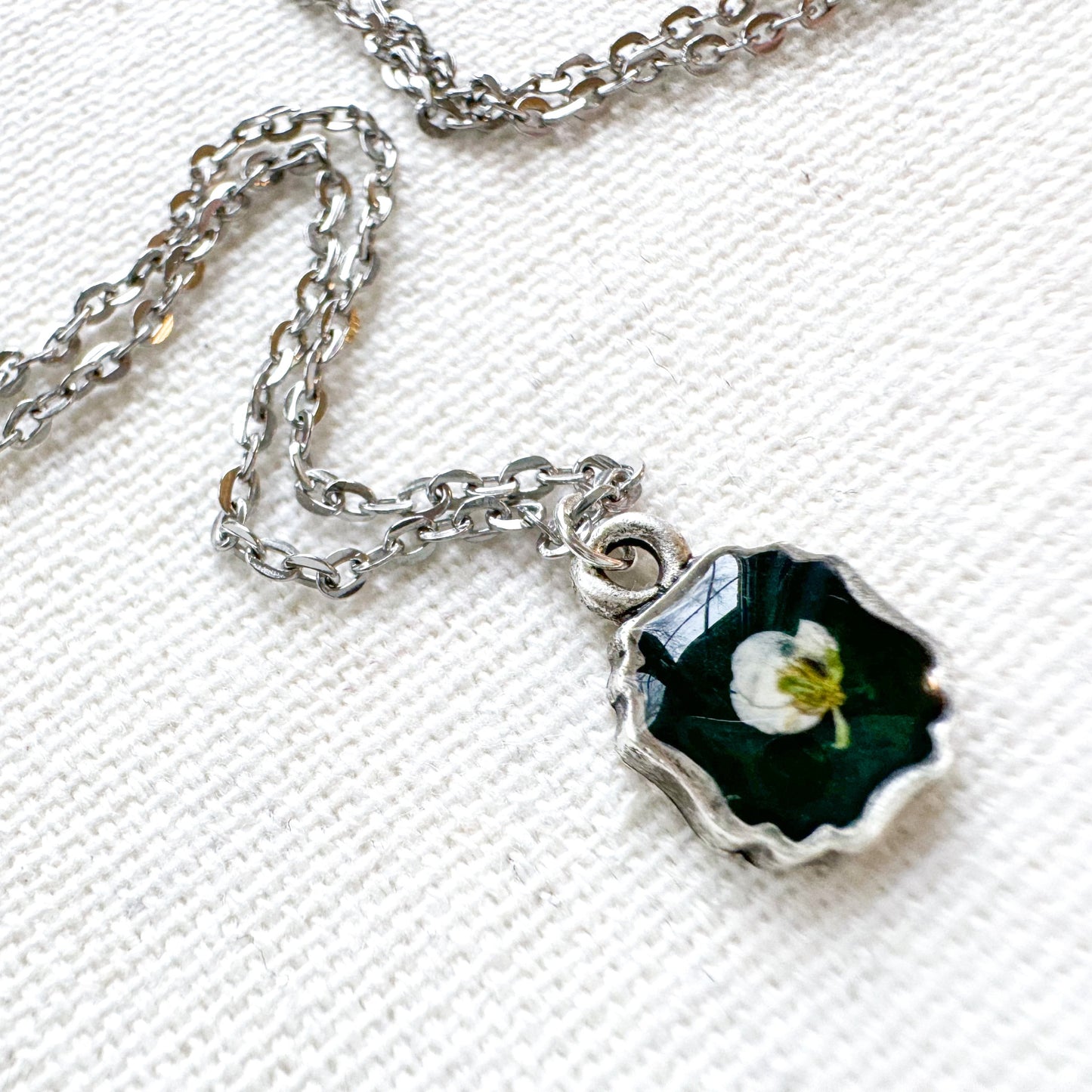 Ivy Pressed Flower Necklace | Silver