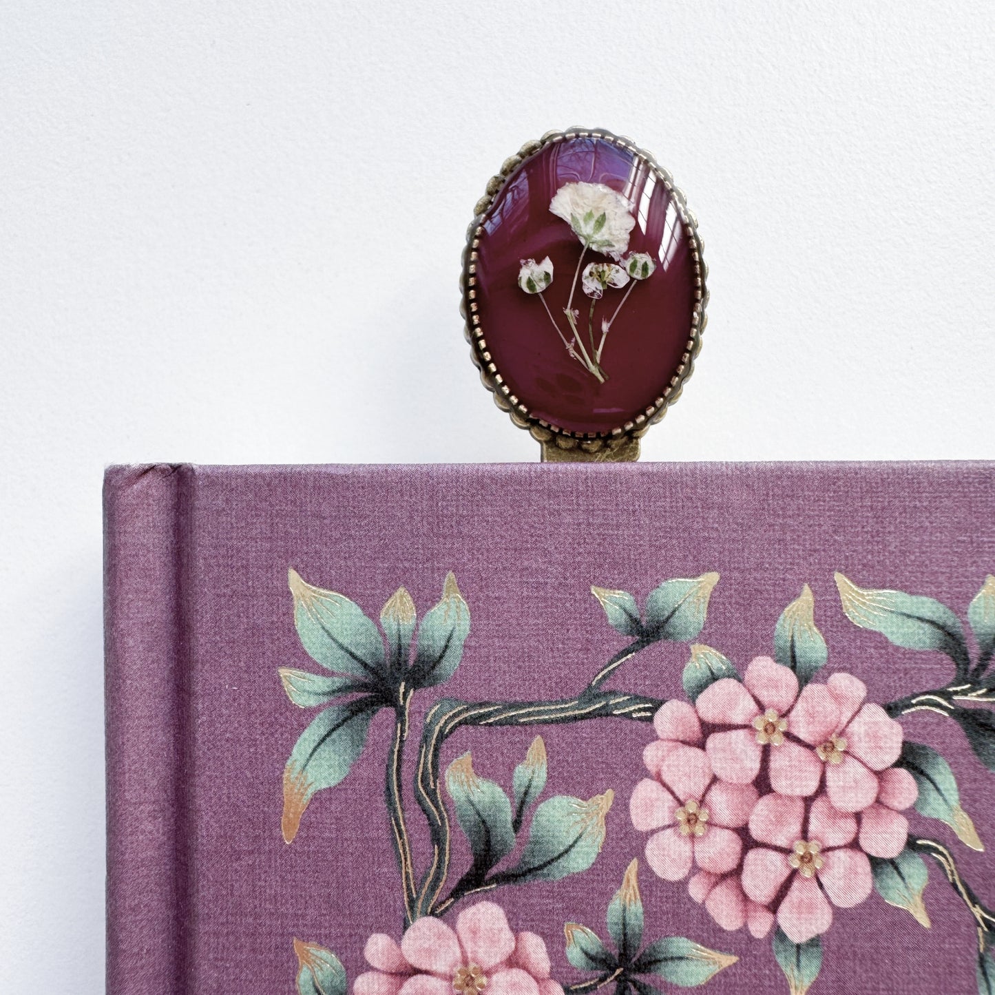 Juliet Pressed Flower Bookmark | Bronze