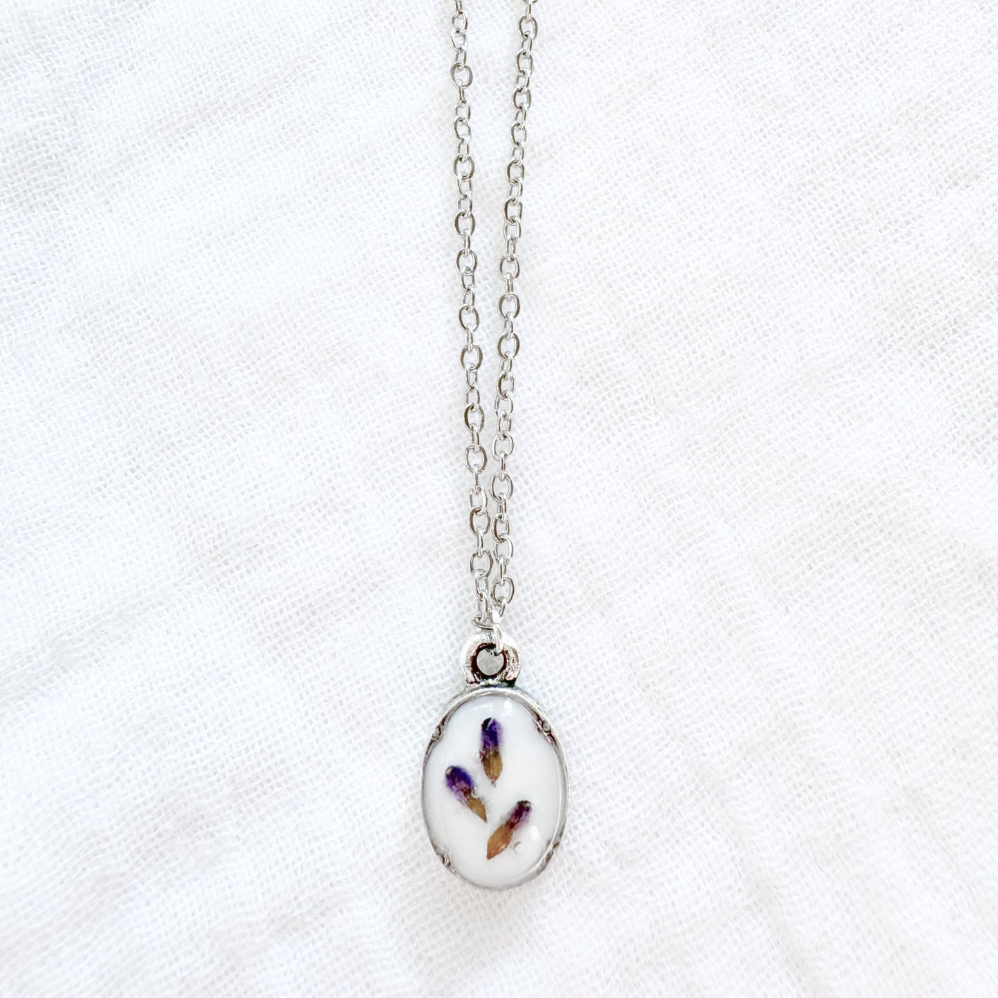 Lavender Buds Mini Ornate Pressed Flower Necklace | Silver