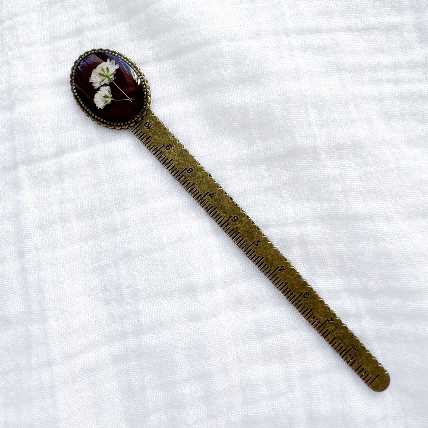 Lorraine Pressed Flower Bookmark | Bronze