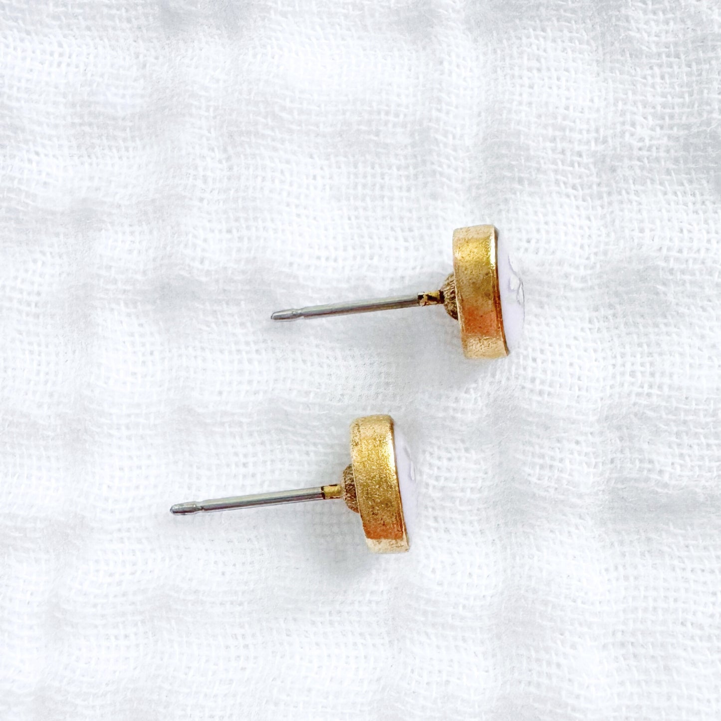 Mary Pressed Flower Oval Earrings | Gold