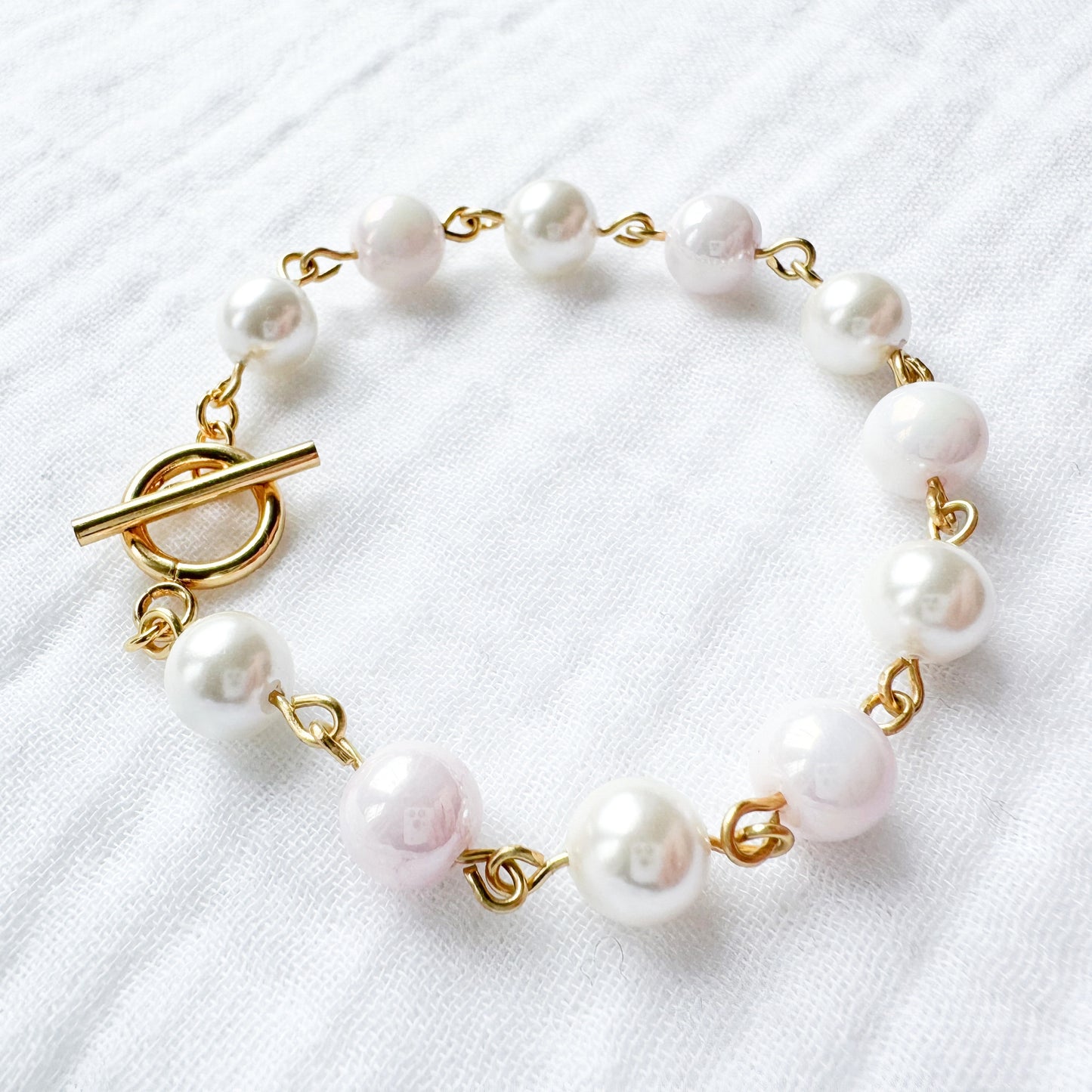 Peony Shell Pearl Bracelet | Gold