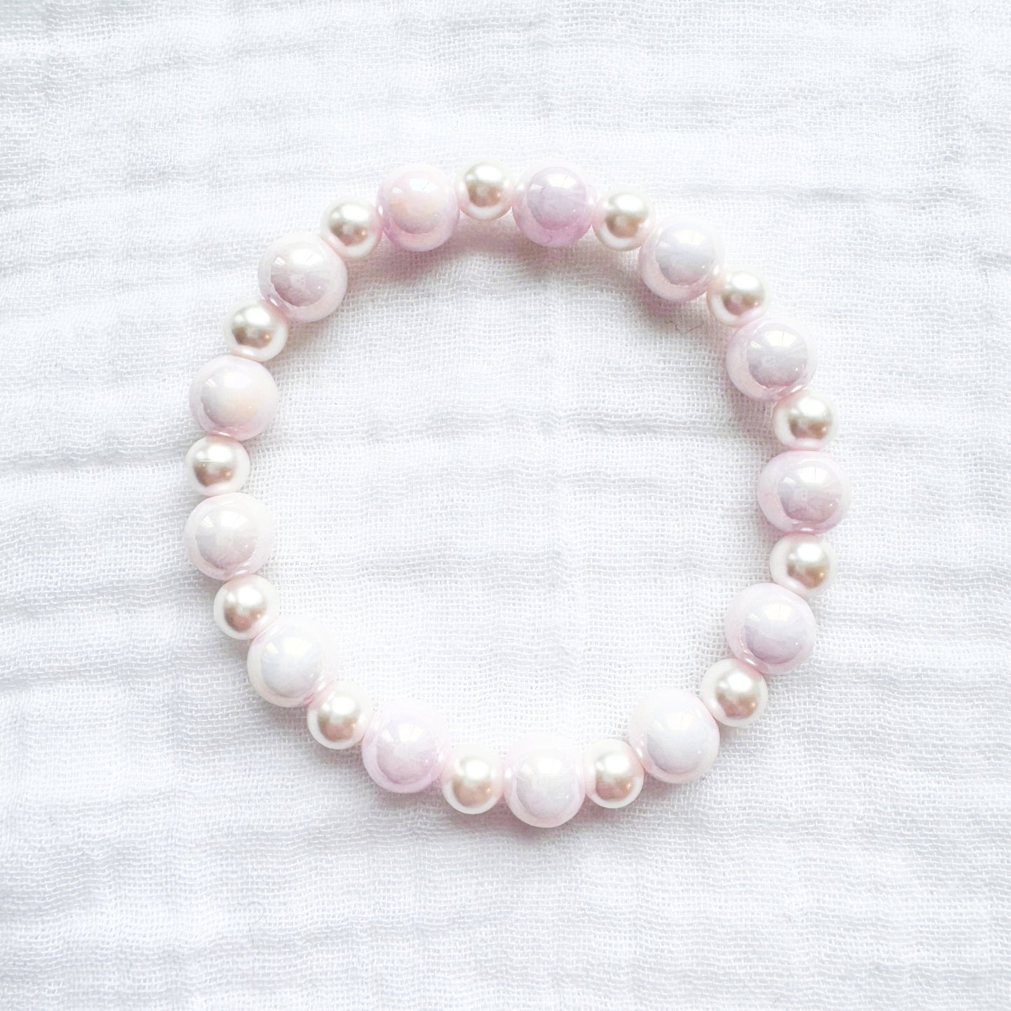Peony Shell Pearl Bracelet