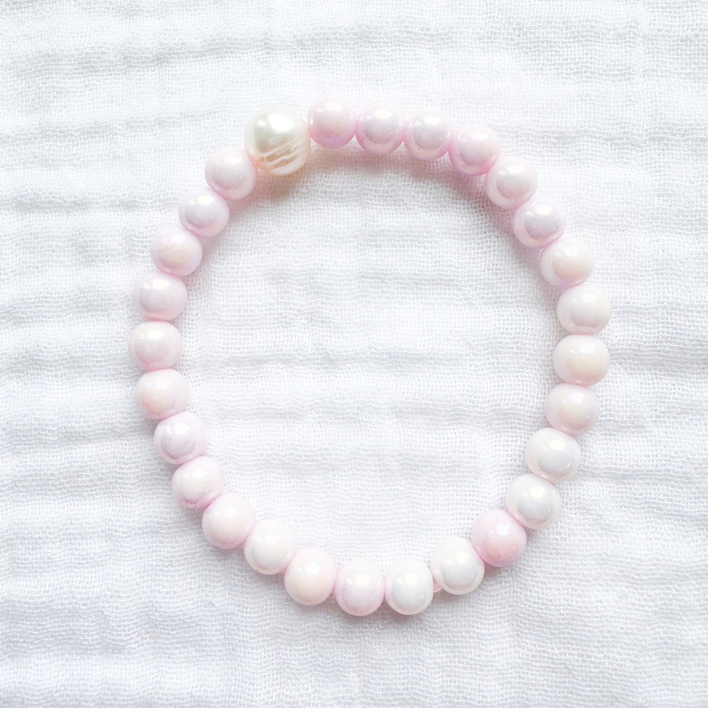 Peony Focal Pearl Bracelet