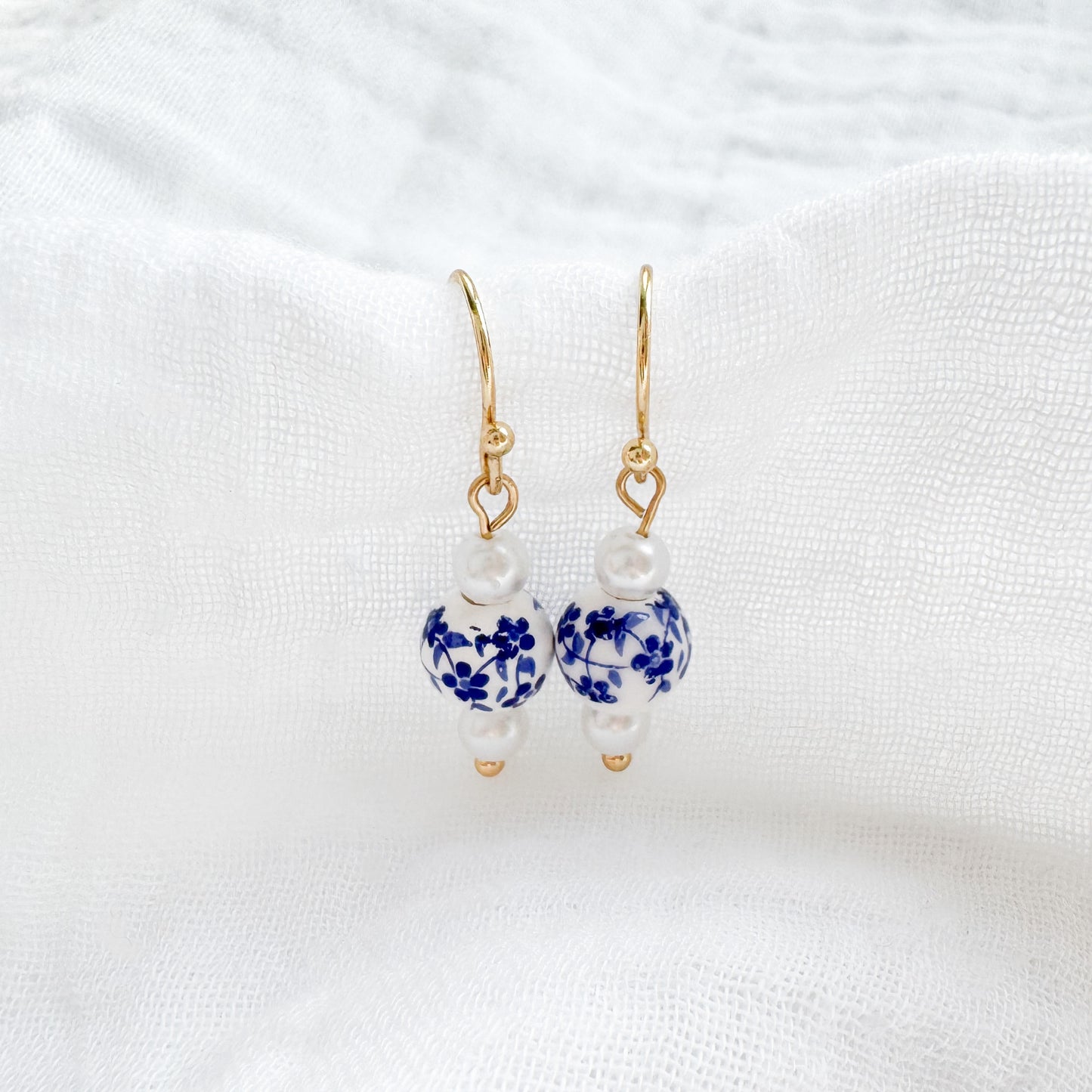 Petites Fleurs Beaded Drop Earrings | Gold