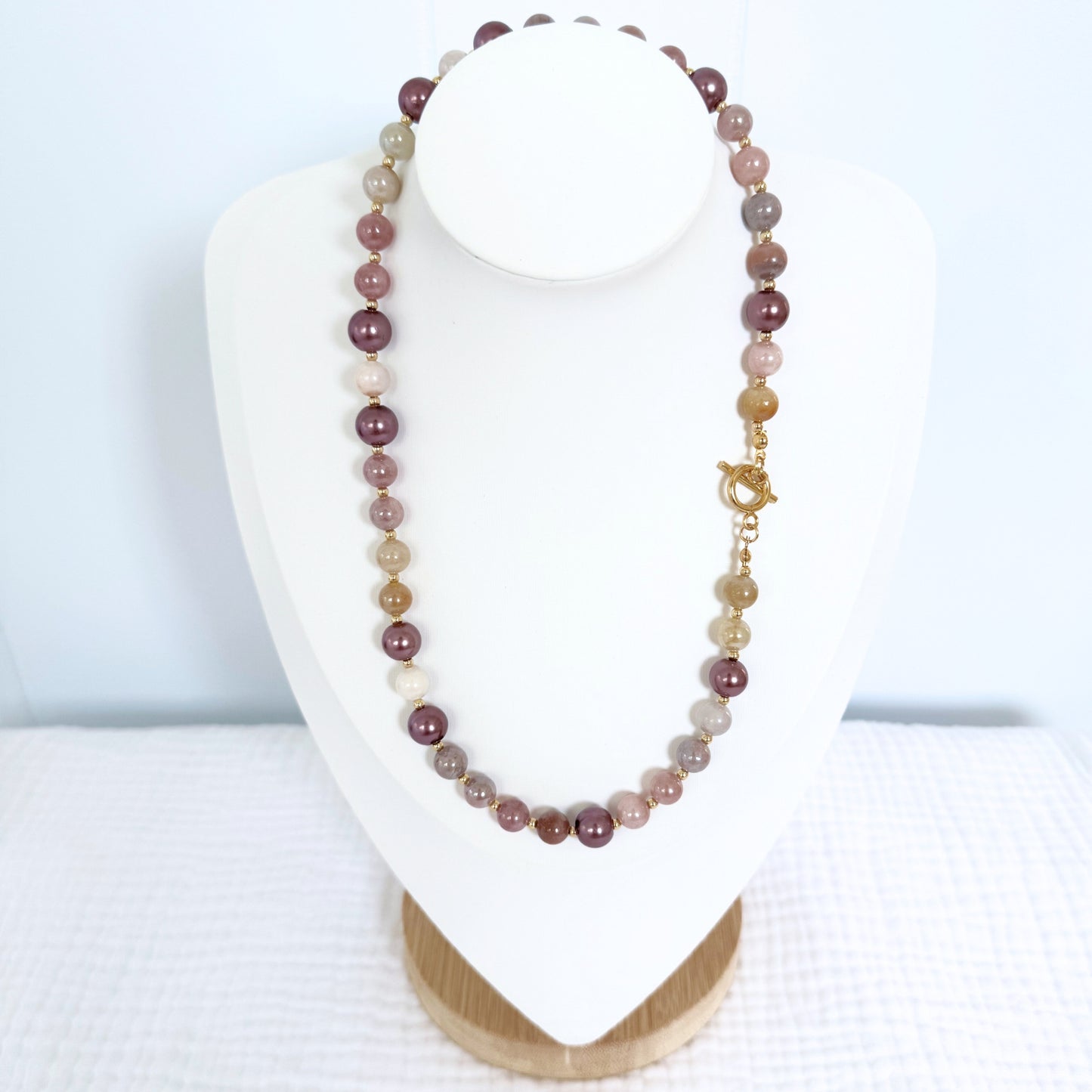 Glass Pearl and Sunstone Gemstone Necklace | Gold