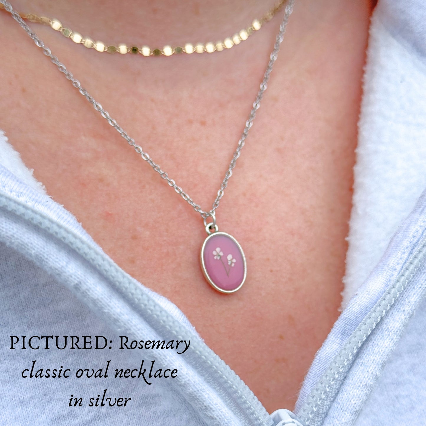 Daisy Classic Oval Pressed Flower Necklace | Silver