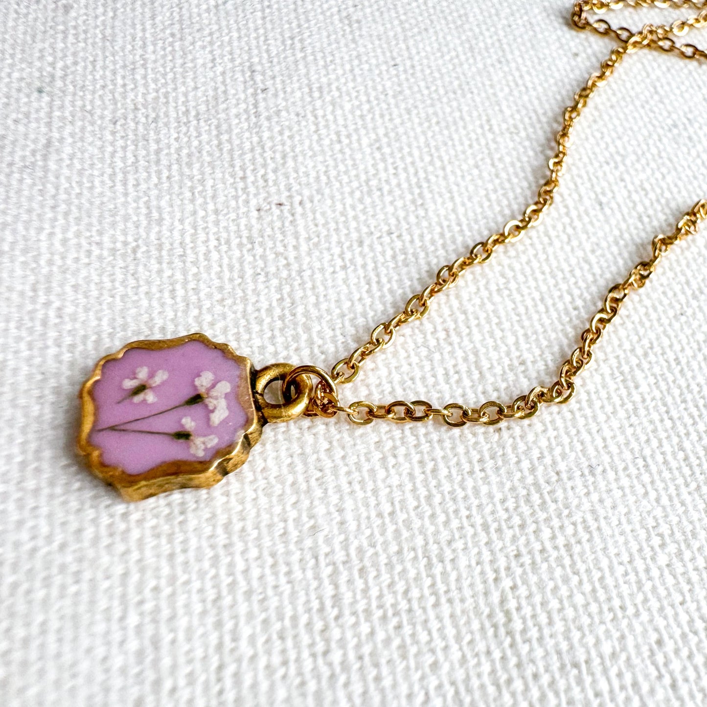 Sophie Pressed Flower Necklace | Gold