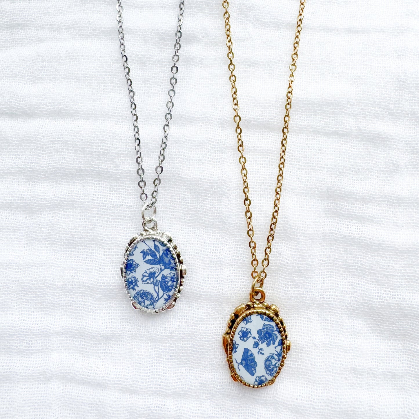 Toile de papillon Ornate Necklace | Silver