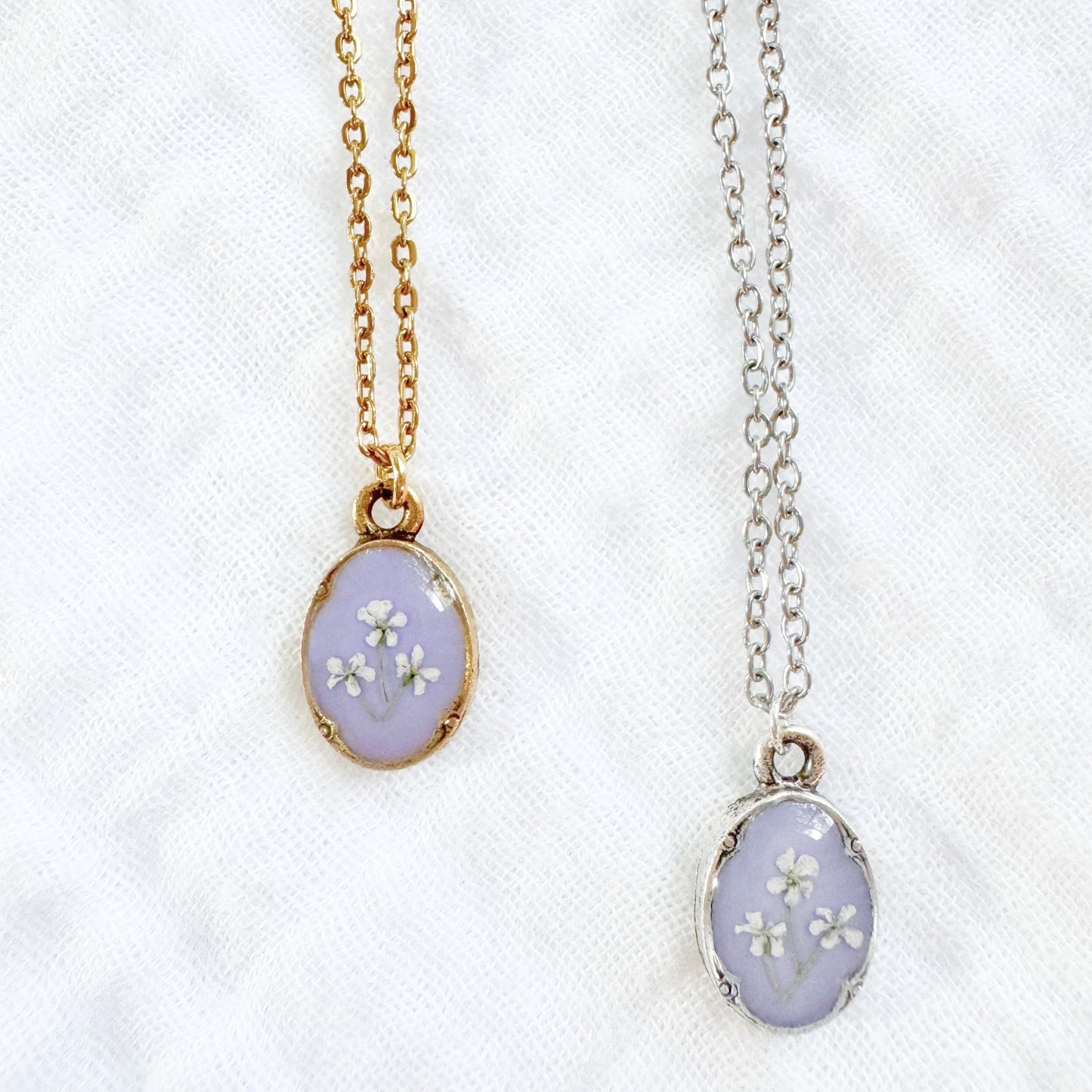 Violet Mini Ornate Pressed Flower Necklace | Silver