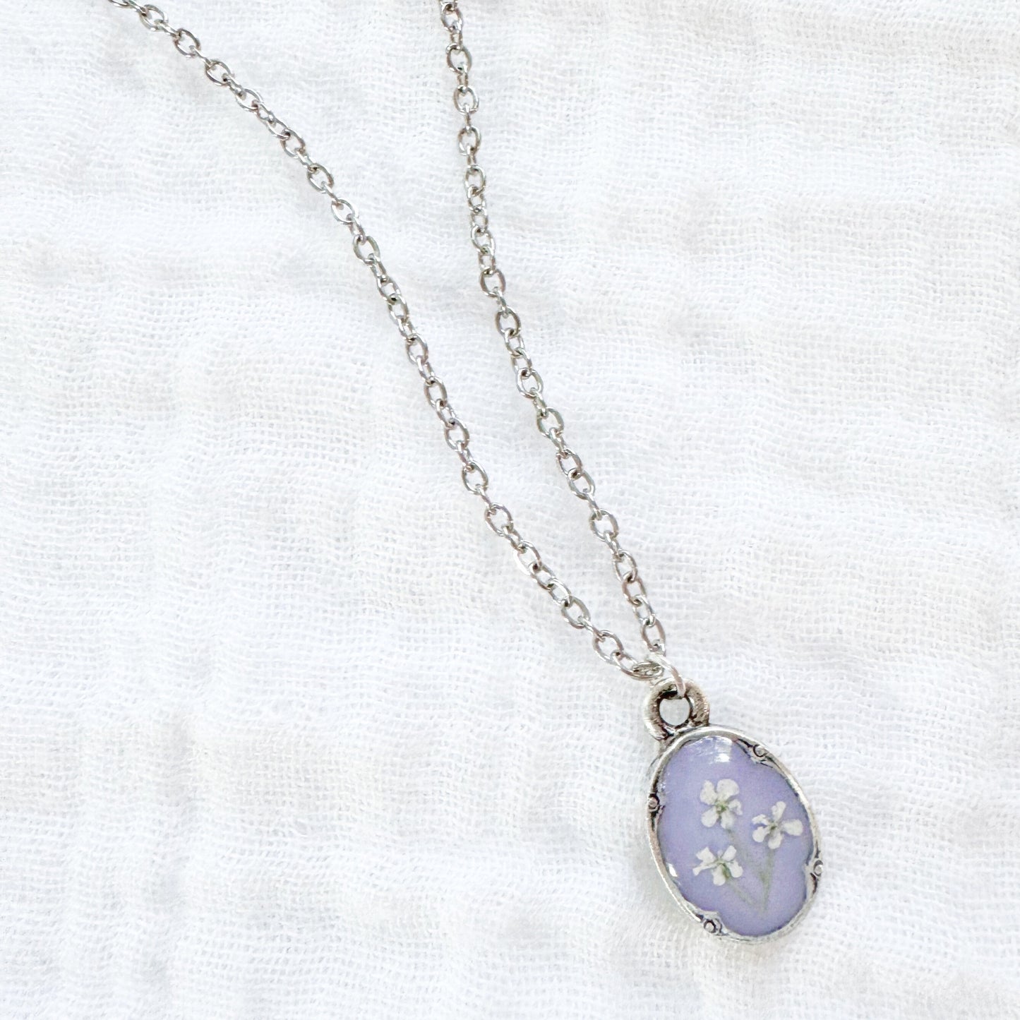 Violet Mini Ornate Pressed Flower Necklace | Silver