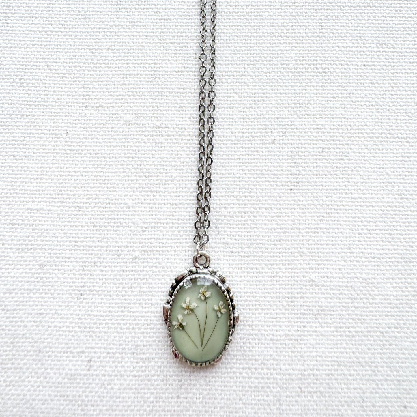 Beatrix Pressed Flower Necklace | Silver