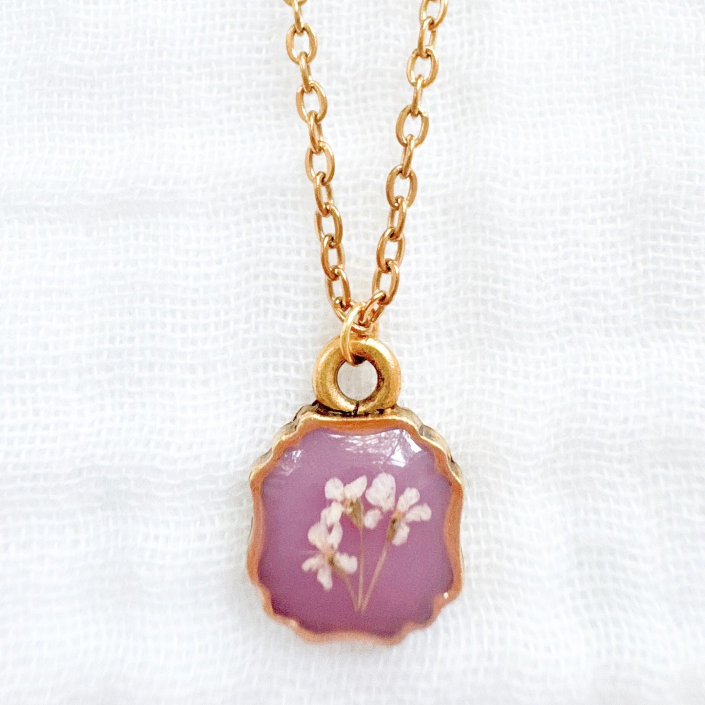 Adeline Mini Frame Pressed Flower Necklace | Gold