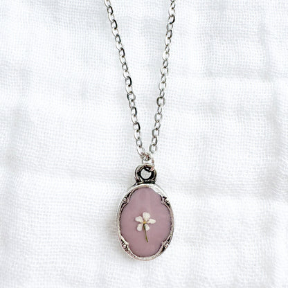 Anna Mini Ornate Pressed Flower Necklace | Silver