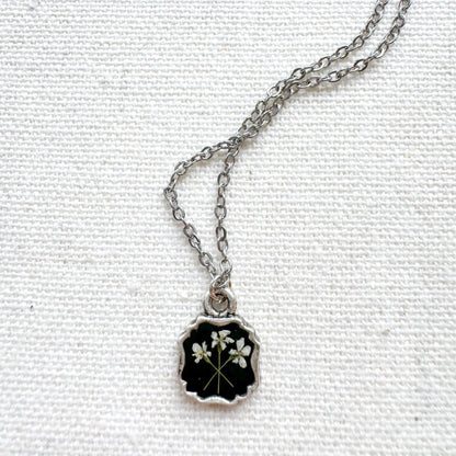 Anne Pressed Flower Necklace | Silver
