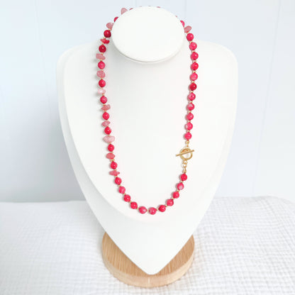 Shell and Quartzite Gemstone Necklace | Gold