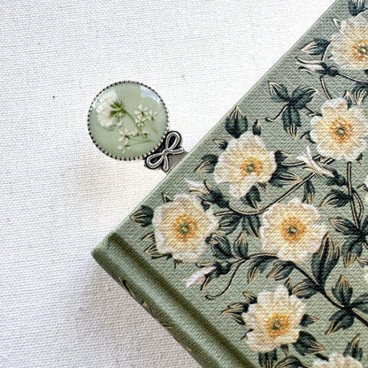 Beatrix Pressed Flower Bookmark | Silver