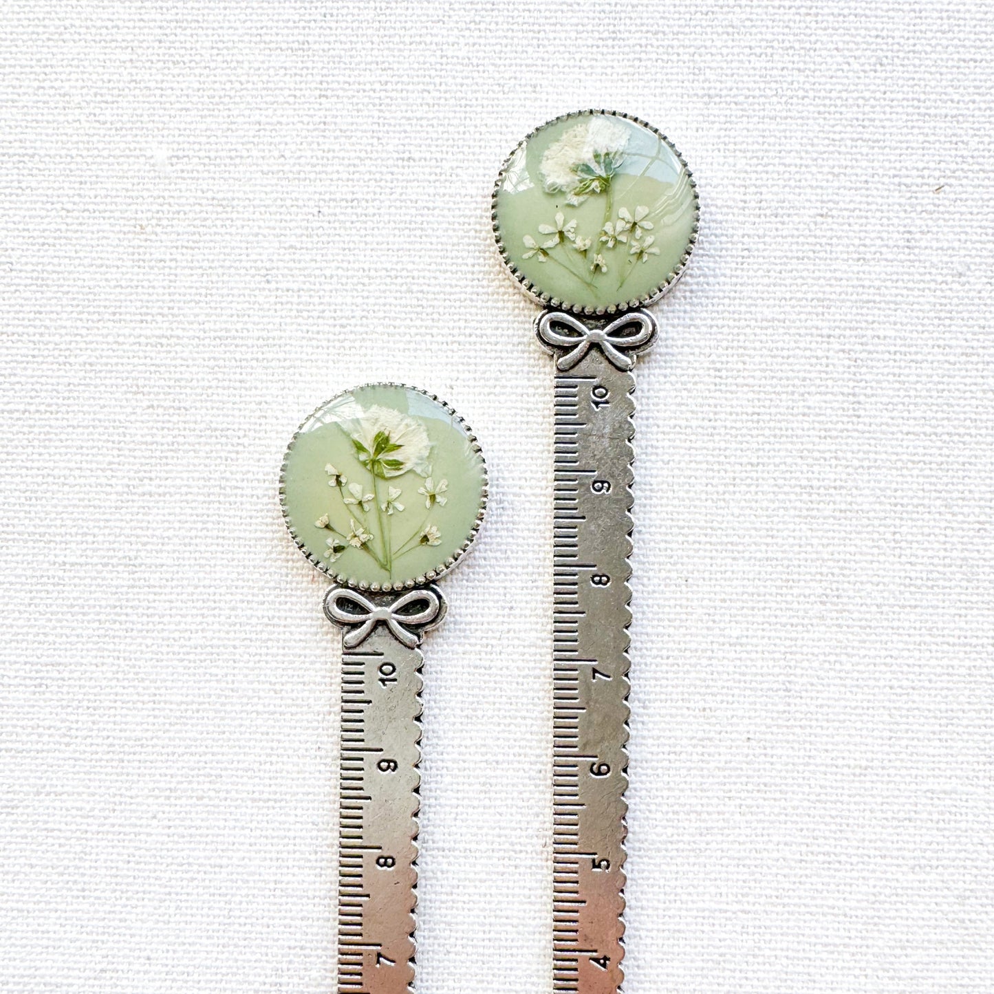 Beatrix Pressed Flower Bookmark | Silver