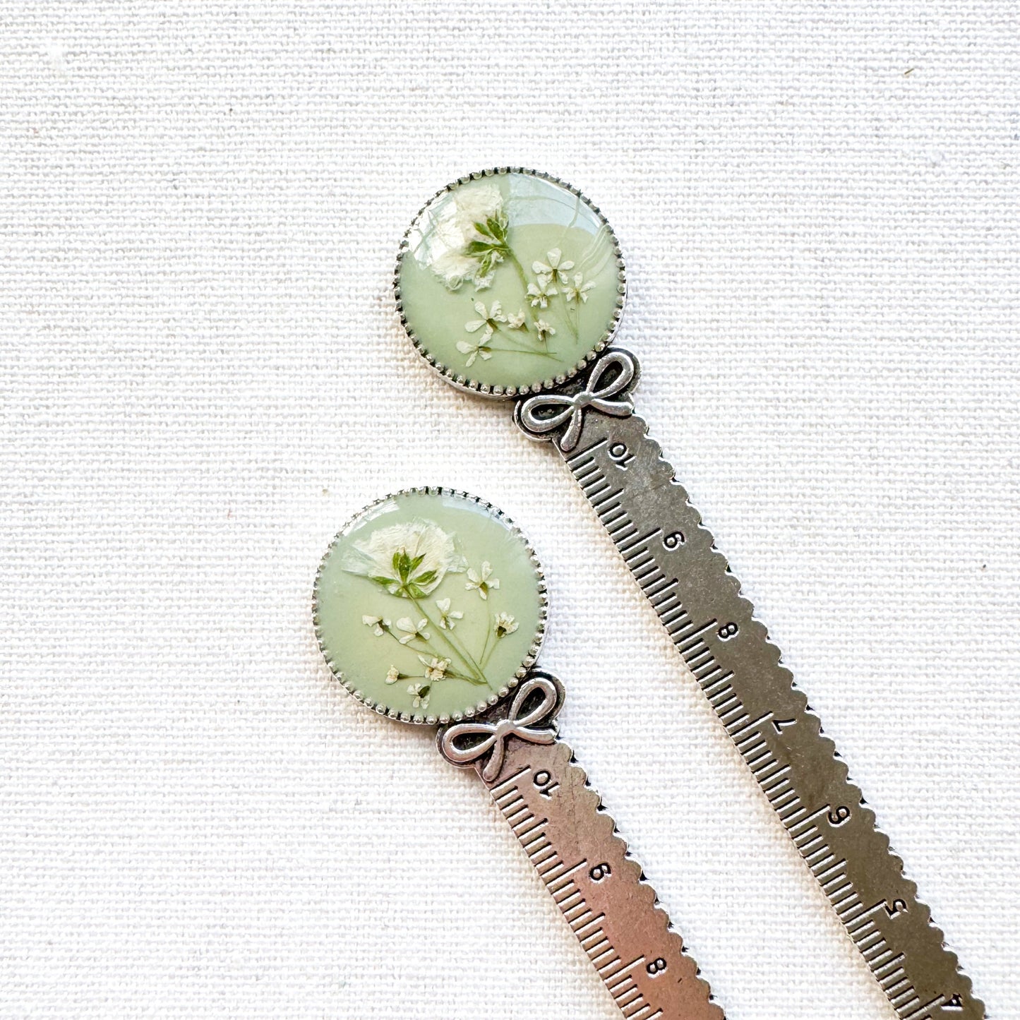 Beatrix Pressed Flower Bookmark | Silver