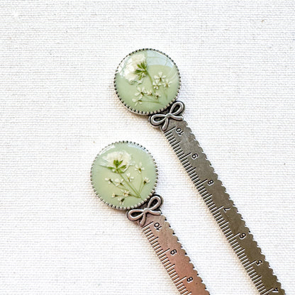 Beatrix Pressed Flower Bookmark | Silver