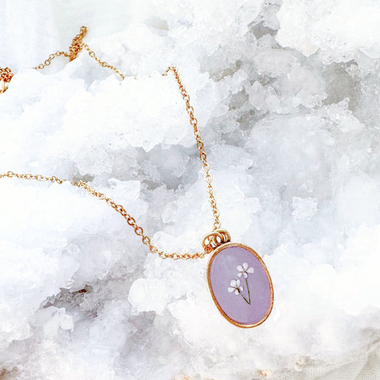 Bettina Classic Oval Pressed Flower Necklace | Gold