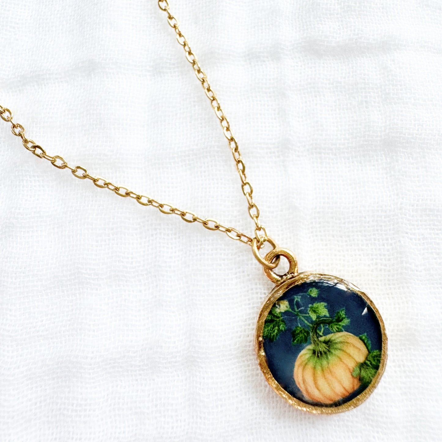 Pumpkin Coin Pendant Necklace | Gold