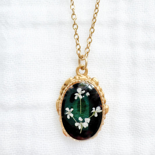 Bronwyn Ornate Pressed Flower Necklace | Gold