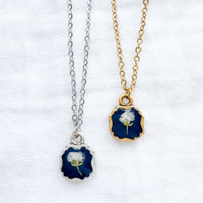 Céline Mini Frame Pressed Flower Necklace | Gold