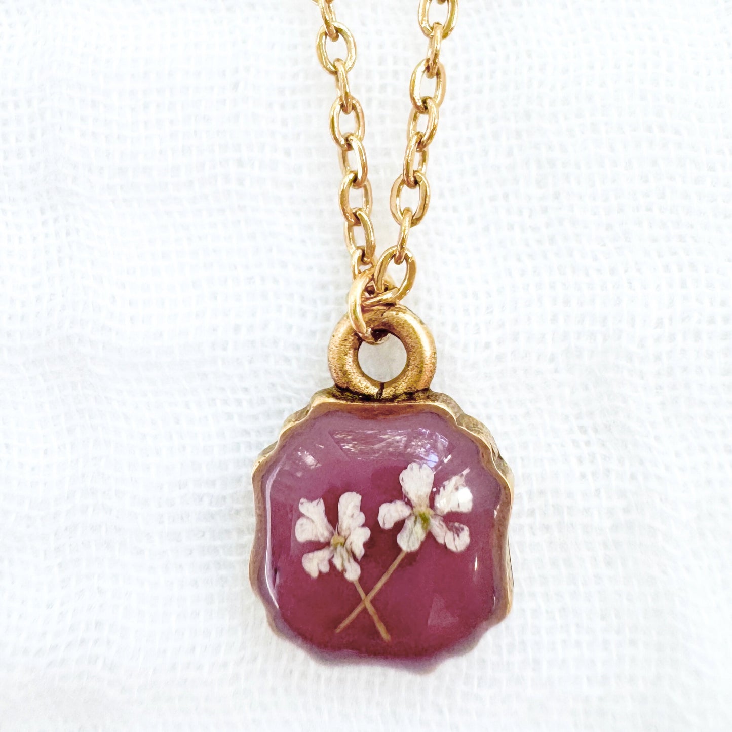 Charlotte Mini Frame Pressed Flower Necklace | Gold