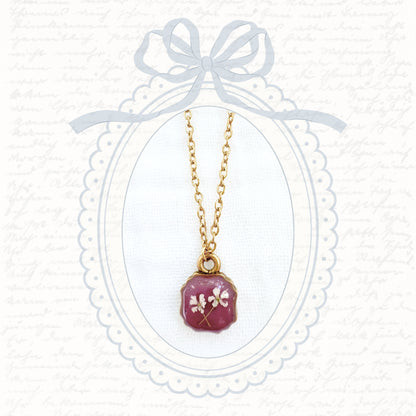 Charlotte Mini Frame Pressed Flower Necklace | Gold