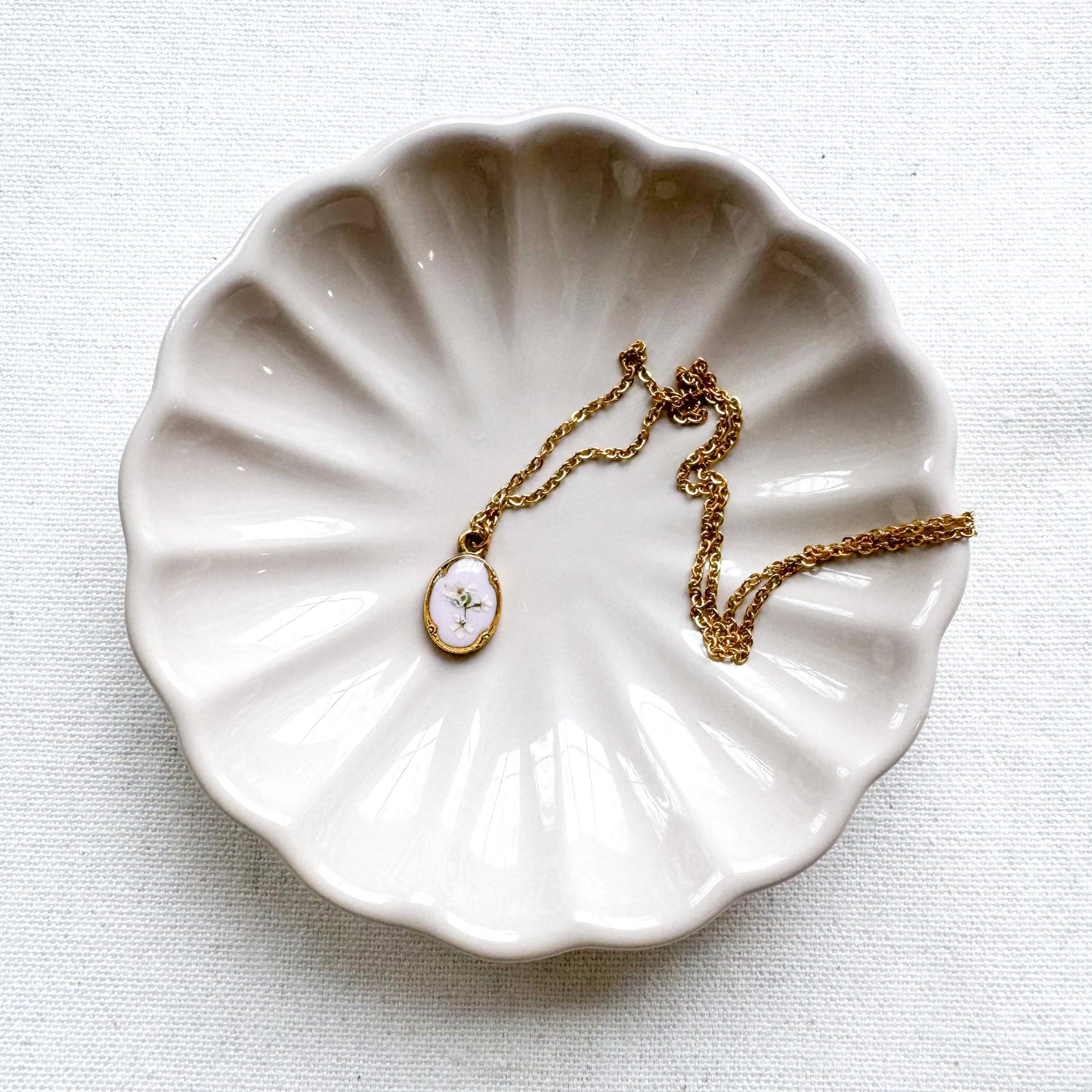 Chelsea Pressed Flower Necklace | Gold