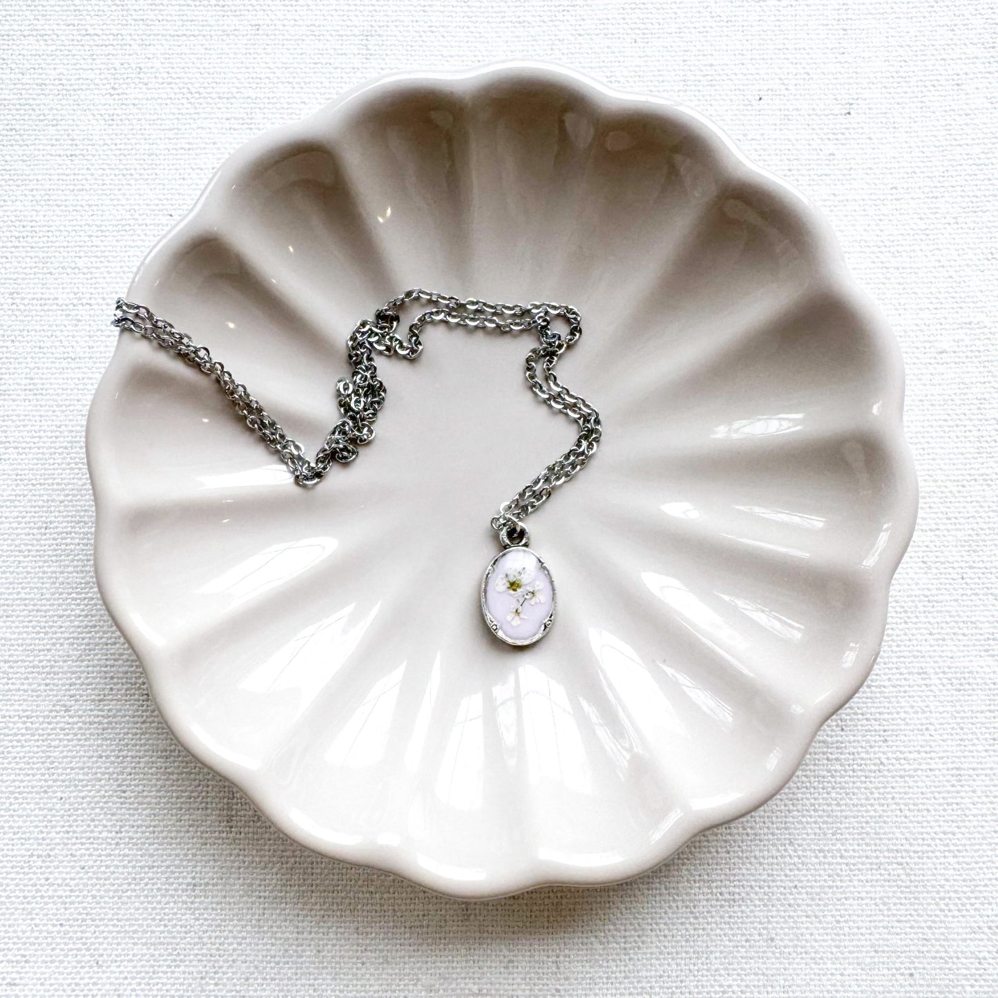 Chelsea Pressed Flower Necklace | Silver