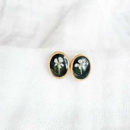 Ivy Pressed Flower Oval Earrings | Gold