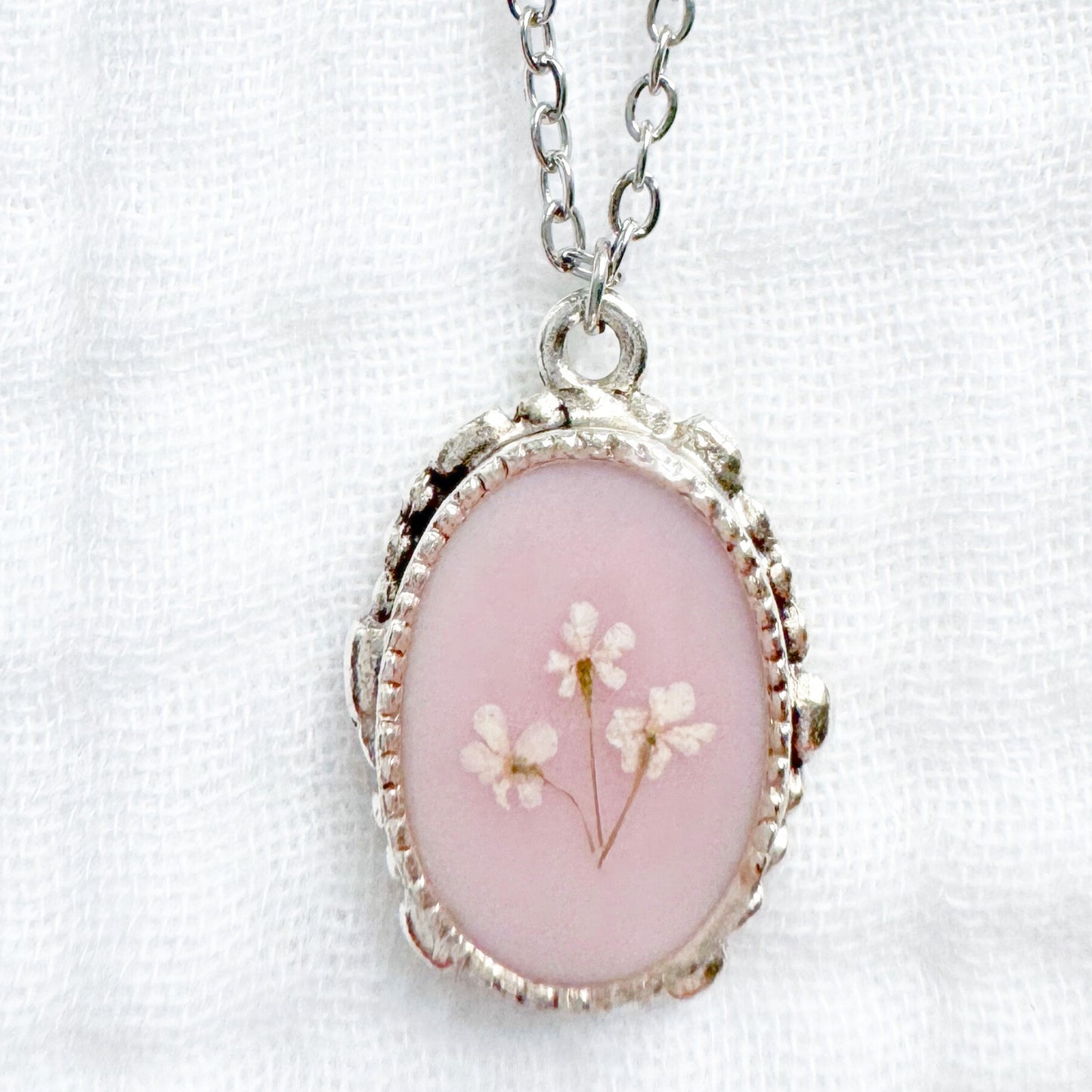 Christine Ornate Pressed Flower Necklace | Silver