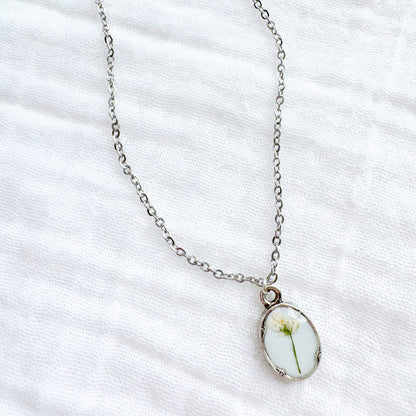 Claire Mini Ornate Pressed Flower Necklace | Silver