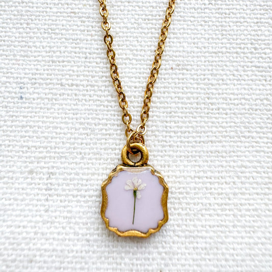 Clara Pressed Flower Necklace | Gold